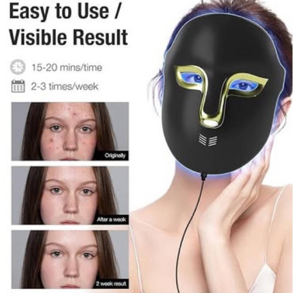 LED Light Therapy Mask - Black